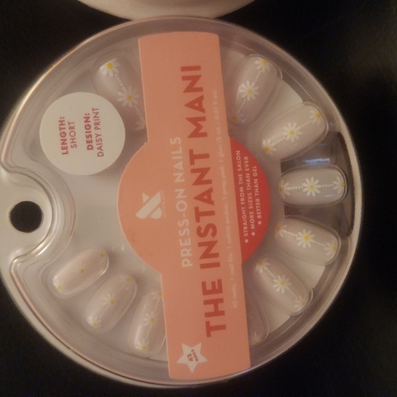 Olive & June - The Instant Mani - 2 pack - Daisy Print / Irides. Float Flower - Picture 2 of 6